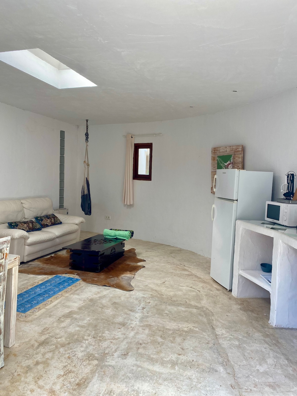 Top performing Airbnb: Hibiscus House the  boutique hotel caniara in Sant Joan De Labritja