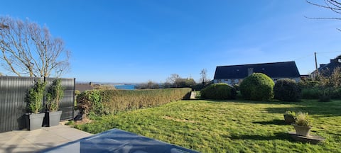 Recently renovated house 6 people - 300 m from the sea