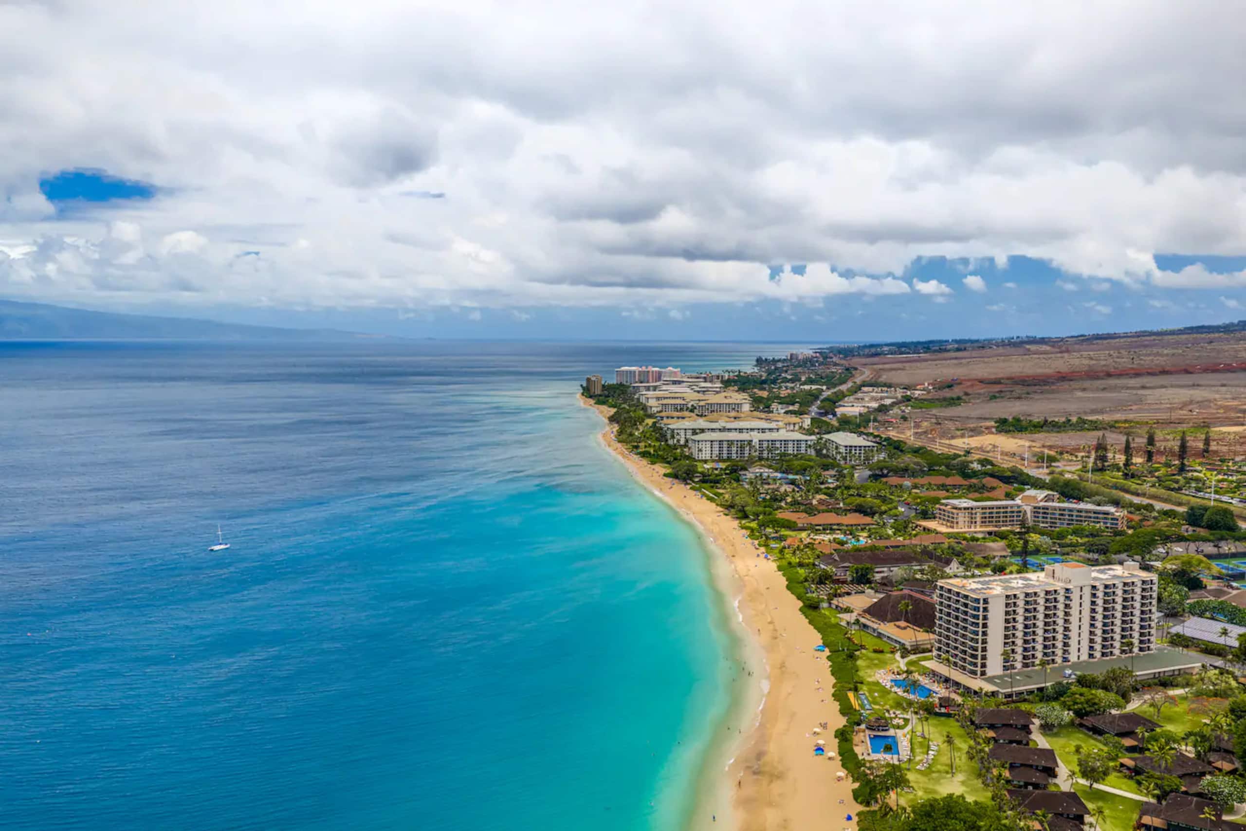 Condo in Lahaina · ★4.97 · Studio · 4 beds · 1 private bath - Image 44