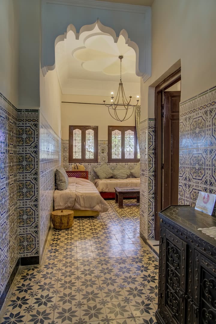 Salon
