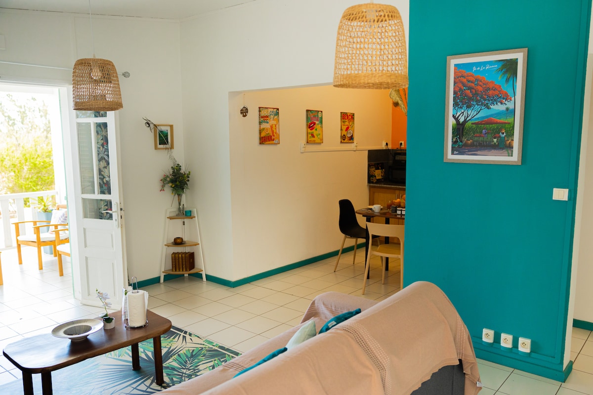 Popular Airbnb listing: 100 m from La Saline Beach - Salangane 3* in Saint Paul