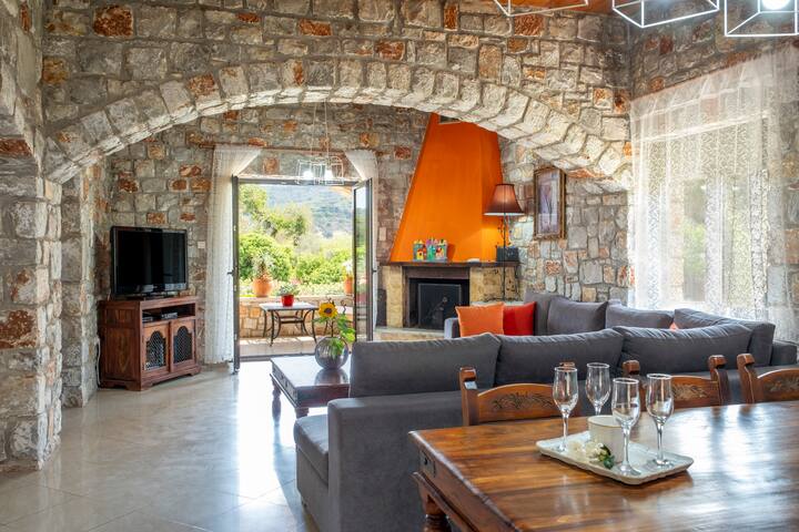 Villa Kamaraki gallery image 3