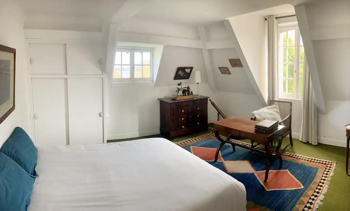 CHAMBRE4, 1  CAMA DE MATRIMONIO