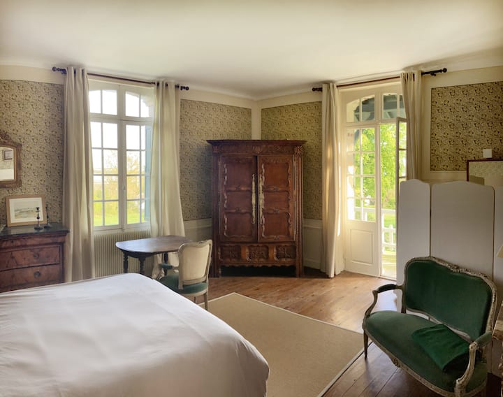 CHAMBRE1,  1 CAMA DE MATRIMONIO