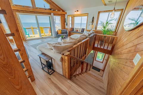 Successful Airbnb property: High Wind Lookout- Sound/Canal Front with Hot tub! in Avon