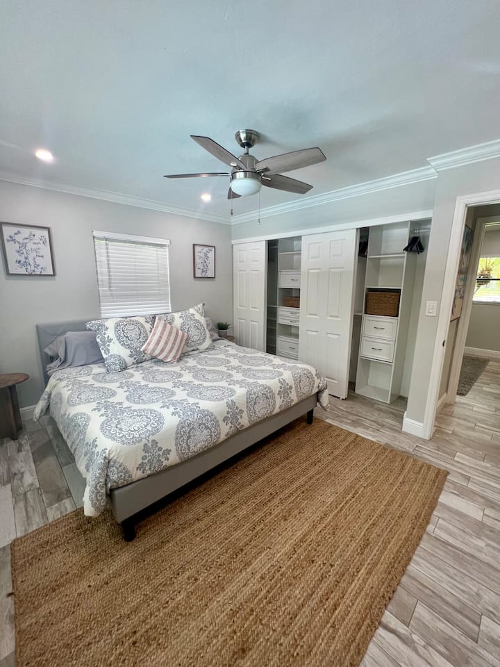 غرفة النوم 1