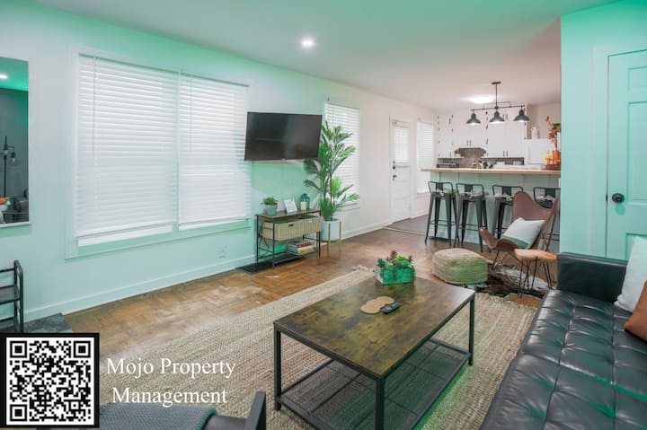 Soul Of Broadripple 2br/1ba-walk Everywhere 3tv's - Nora - Indianapolis