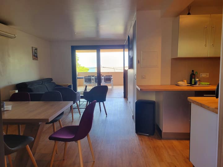 Bel Appartement Marine De Porto-vecchio 2/4 Pers - Lecci