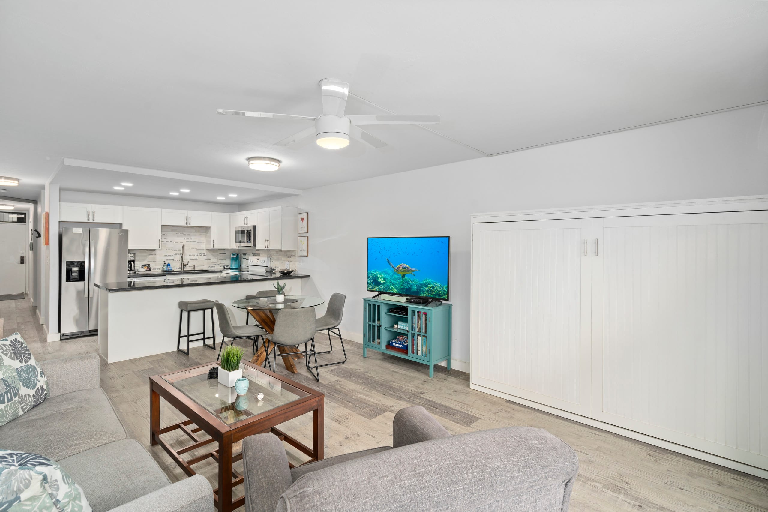 Home in Kihei · ★4.98 · 1 bedroom · 2 beds · 2 baths - Image 4