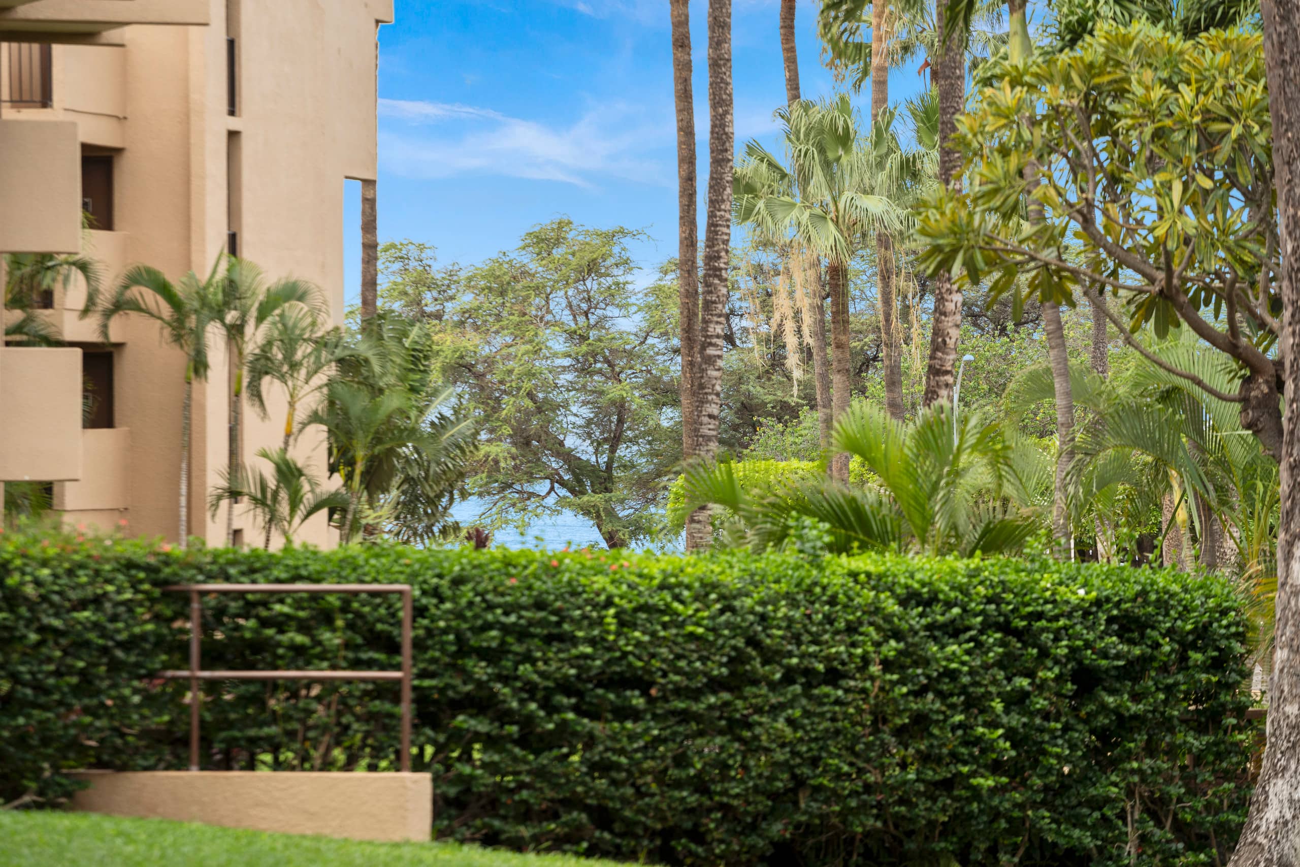 Home in Kihei · ★4.98 · 1 bedroom · 2 beds · 2 baths - Image 21