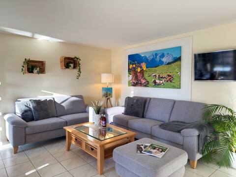 Top Airbnb: 80m² - fantastic mountain views - tranquillity in Scheidegg
