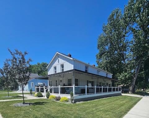 The Suite on 225 Third Street