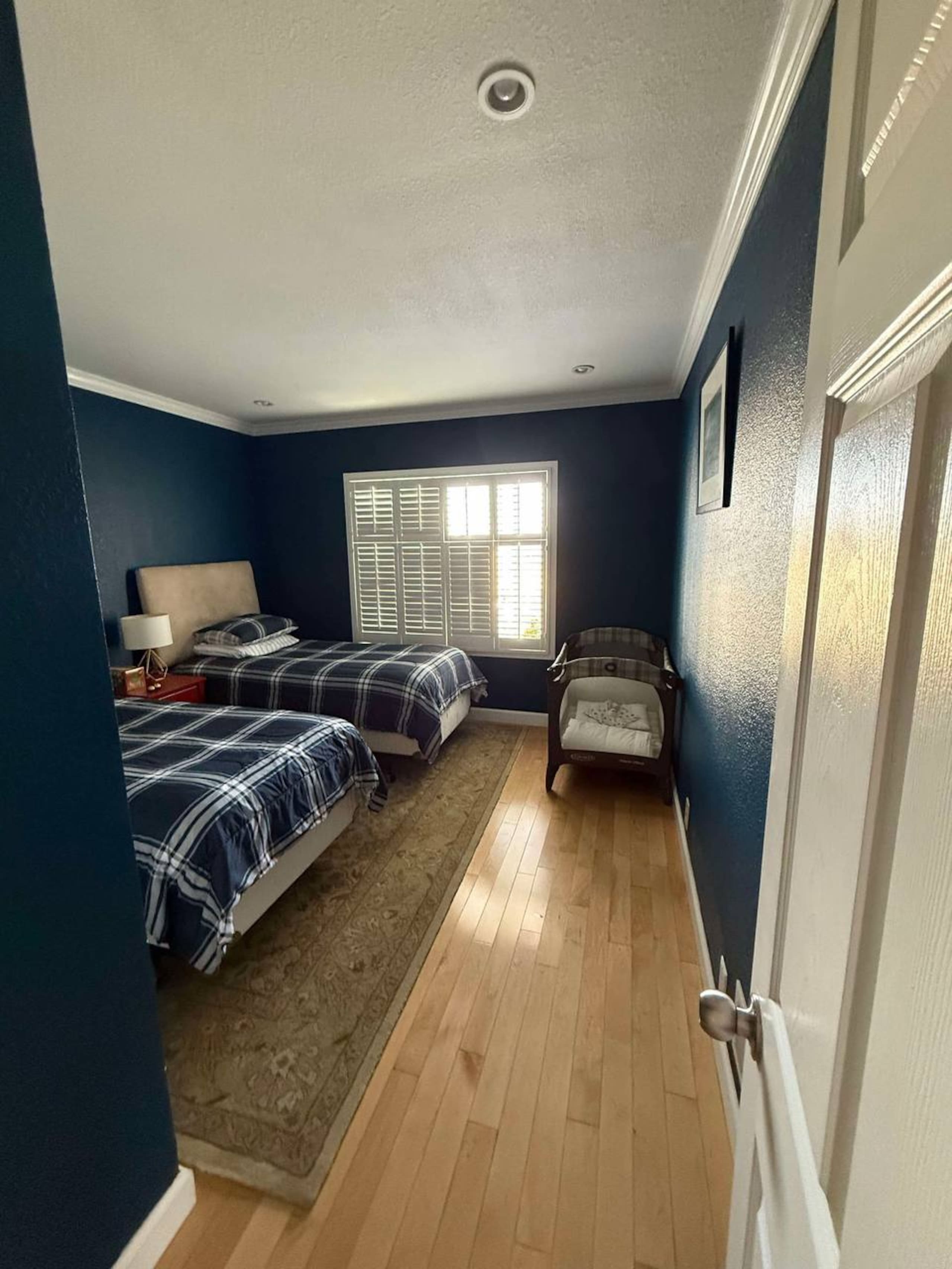 Home in San Francisco · ★4.82 · 3 bedrooms · 4 beds · 1 bath - Image 11