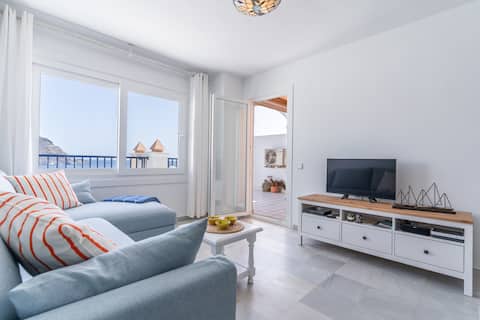Airbnb con mejor rendimiento: Lovely 1-bedroom with seaview terrace in San Jose en Níjar