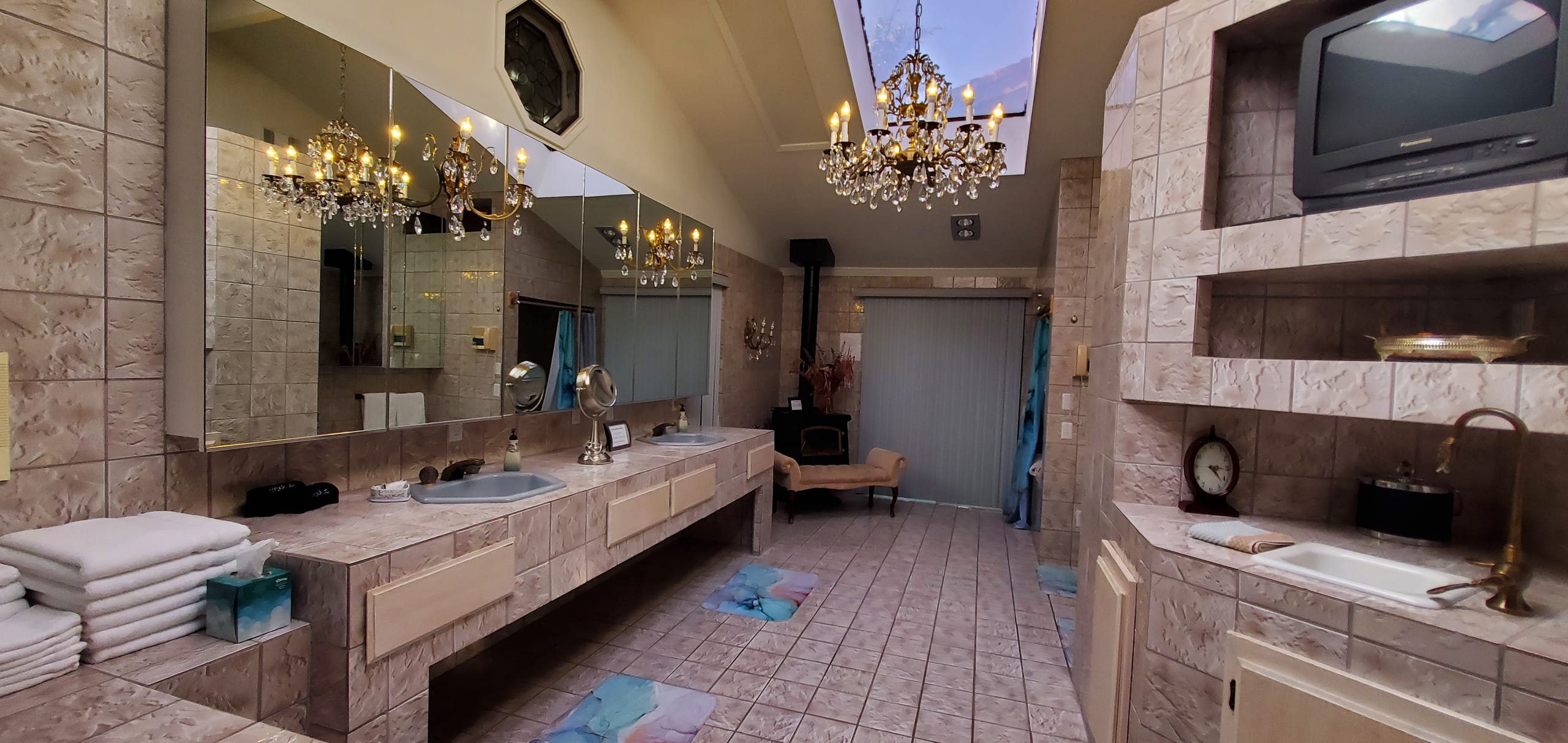 Mediterranean Villa with Indoor Pool & 4 Kitchens - Photo 33