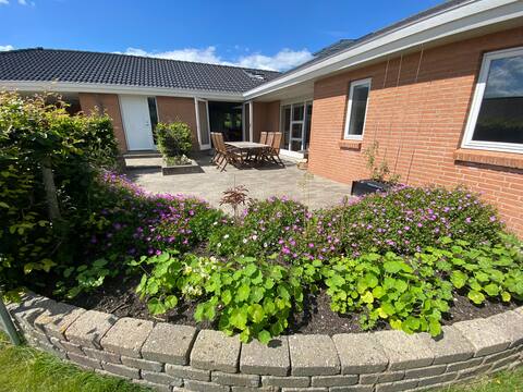 Magnificent large villa near attractions such as Legoland