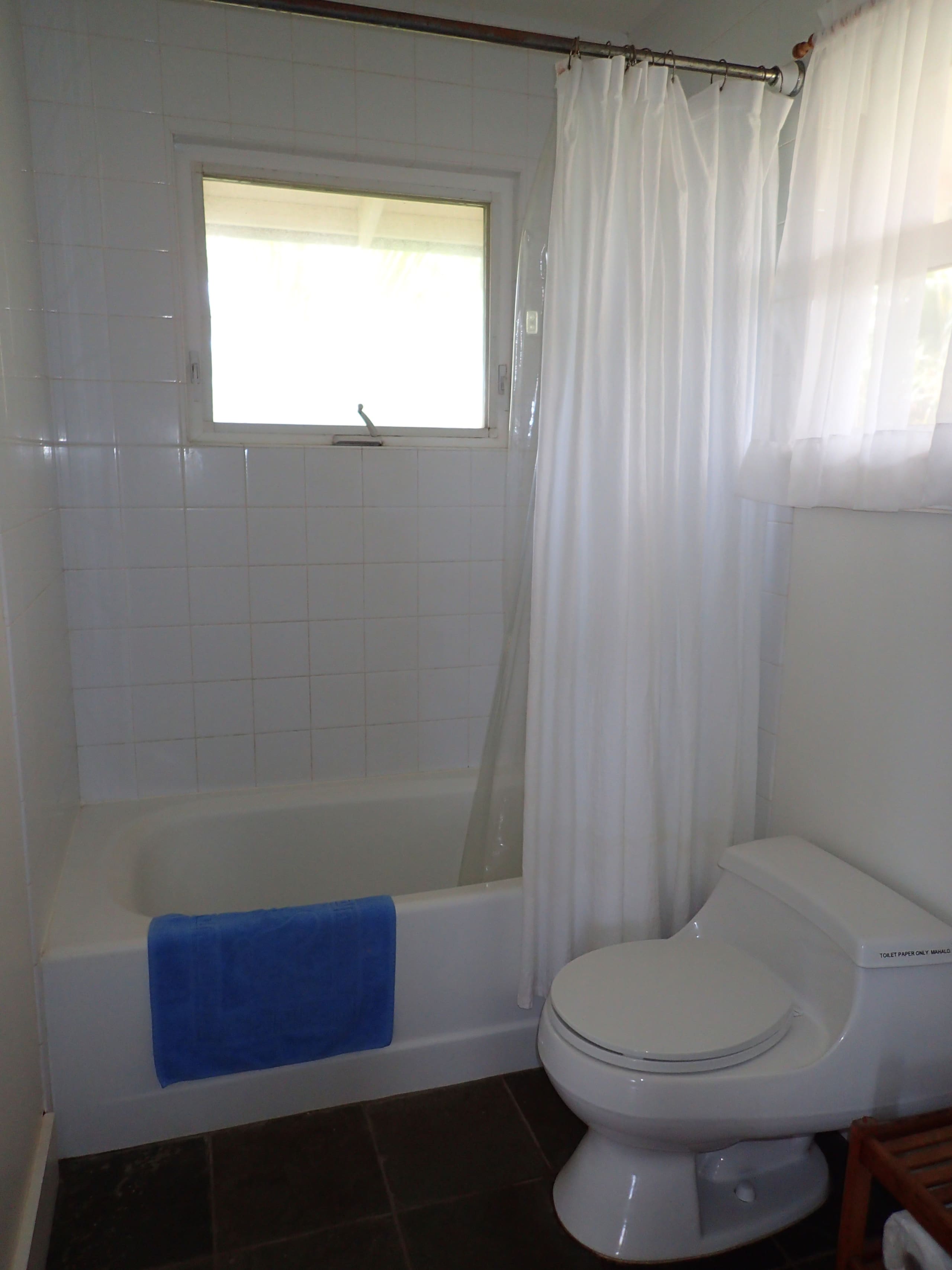 Guesthouse in Paia · ★4.93 · 1 bedroom · 1 bed · 1 bath - Photo 16