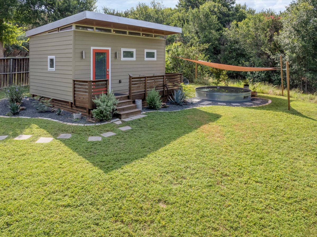 Private Tiny House Surrounded by Nature
