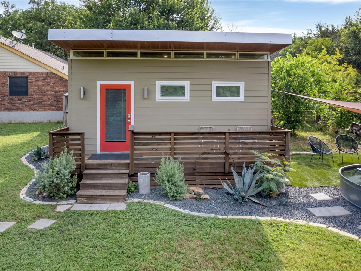 Private Tiny House Surrounded by Nature