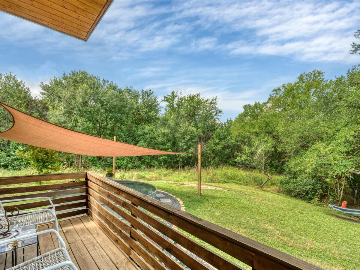 Private Tiny House Surrounded by Nature