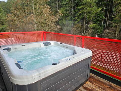 Spacious apartment with Jacuzzi and Sauna