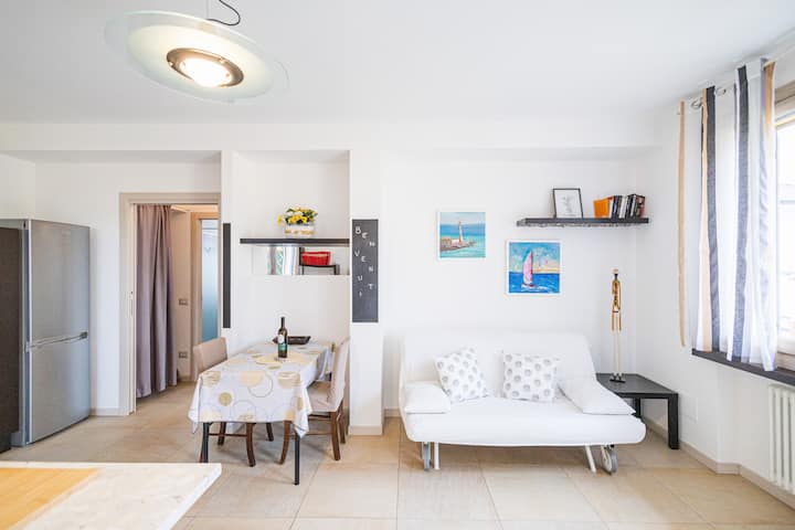 La Casa Gialla...confortevole Bilocale. - Lombardia