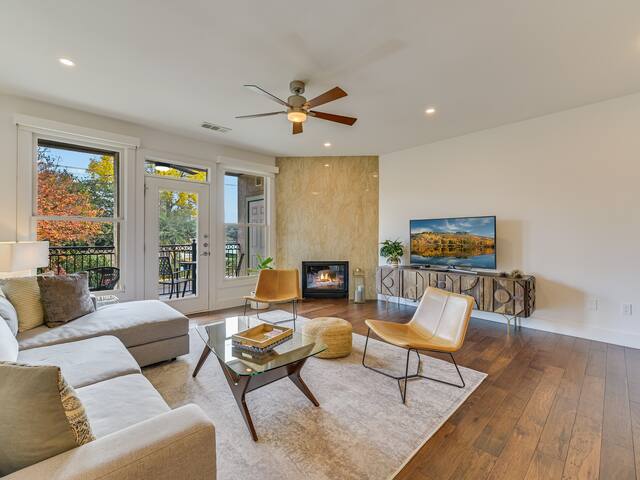 Condo in Austin- near Downtown!