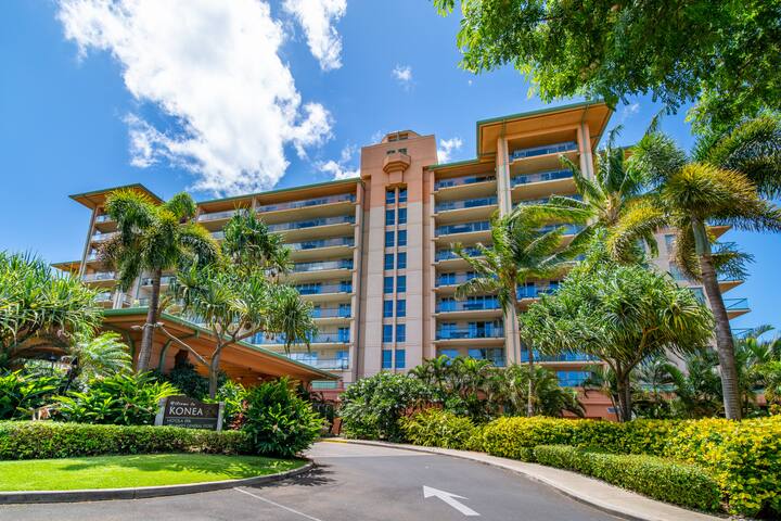 Luxe private villa w/lanai + BBQ, steps to beach gallery image 3