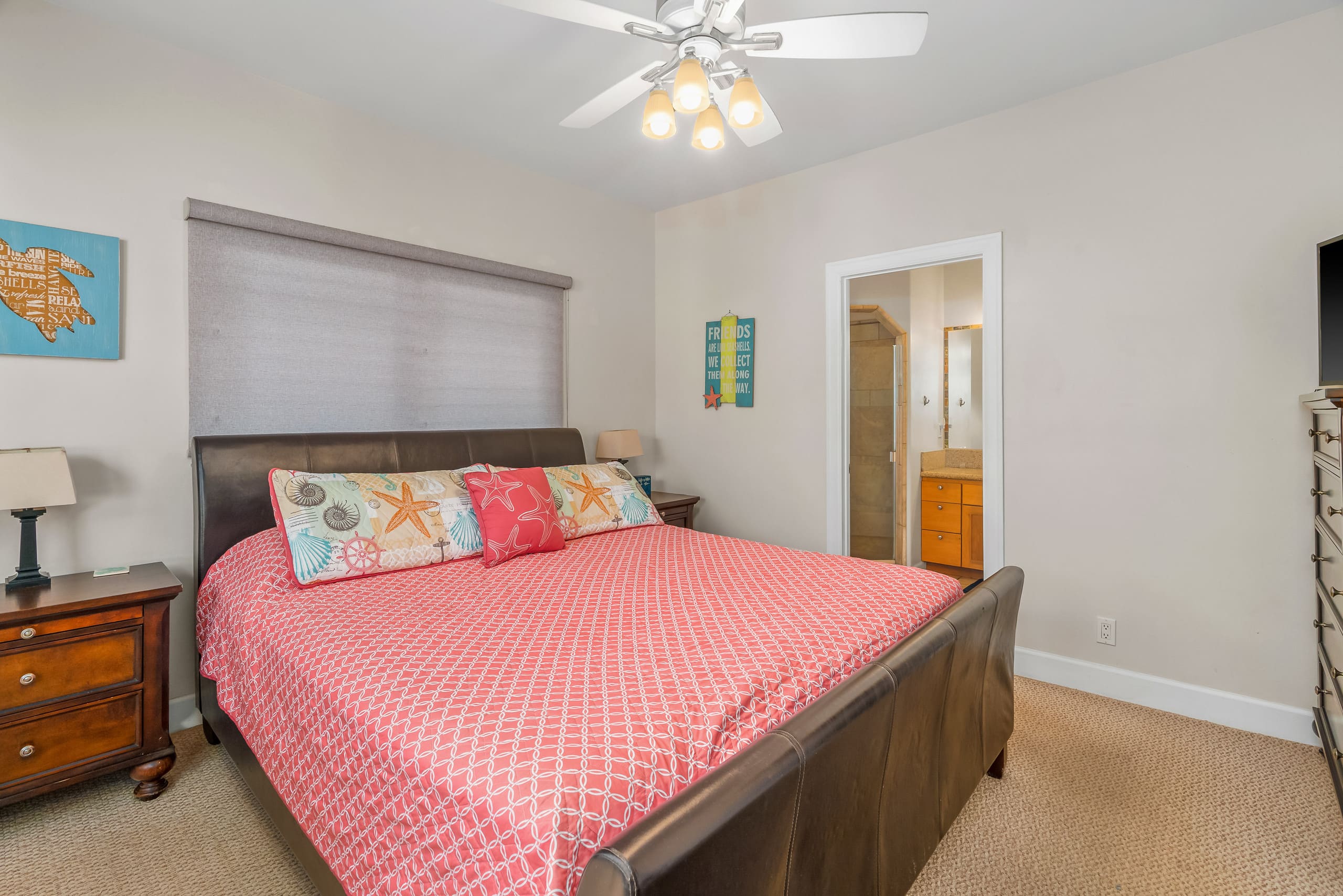 Home in Princeville · ★4.94 · 4 bedrooms · 5 beds · 4 private baths - Image 15