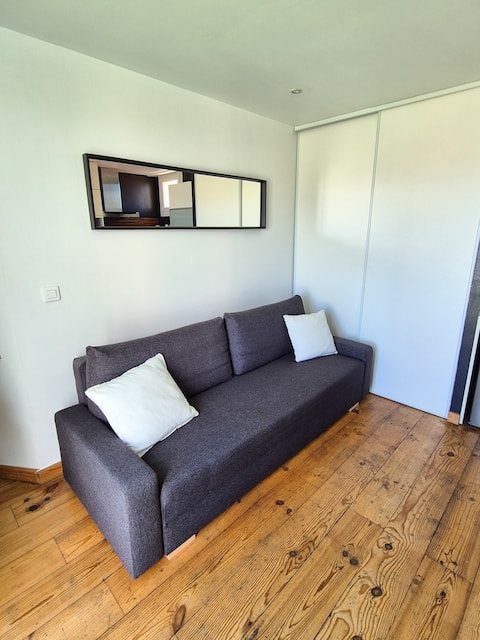 Annonce Airbnb populaire: Beautiful studio with large terrace. ☀️ à Perpignan