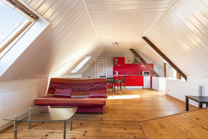 Bel Appartement De 50m2 Proche De La Roche Derrien - Penvénan