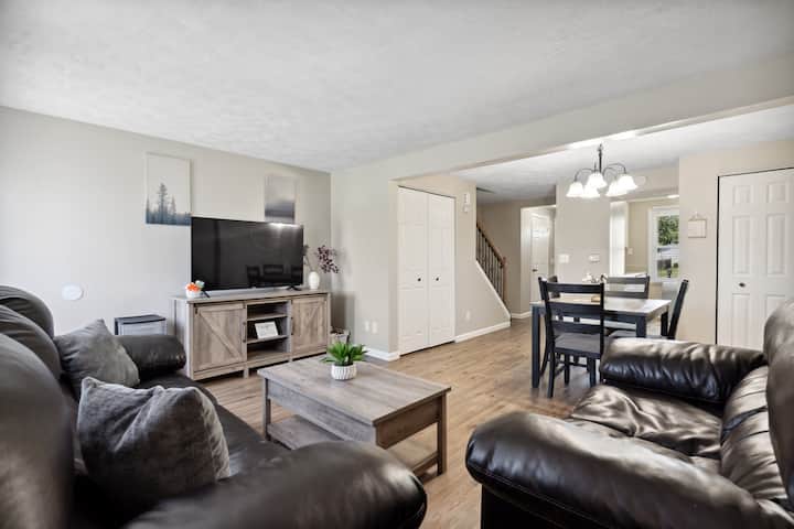 Cute 2 Bedroom, 1.5 Bath Condo *No Cleaning Fee - Dayton, OH