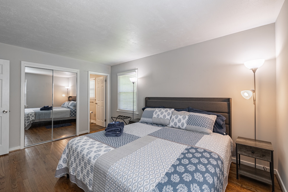 Брачен кревет (широк 180-220 см