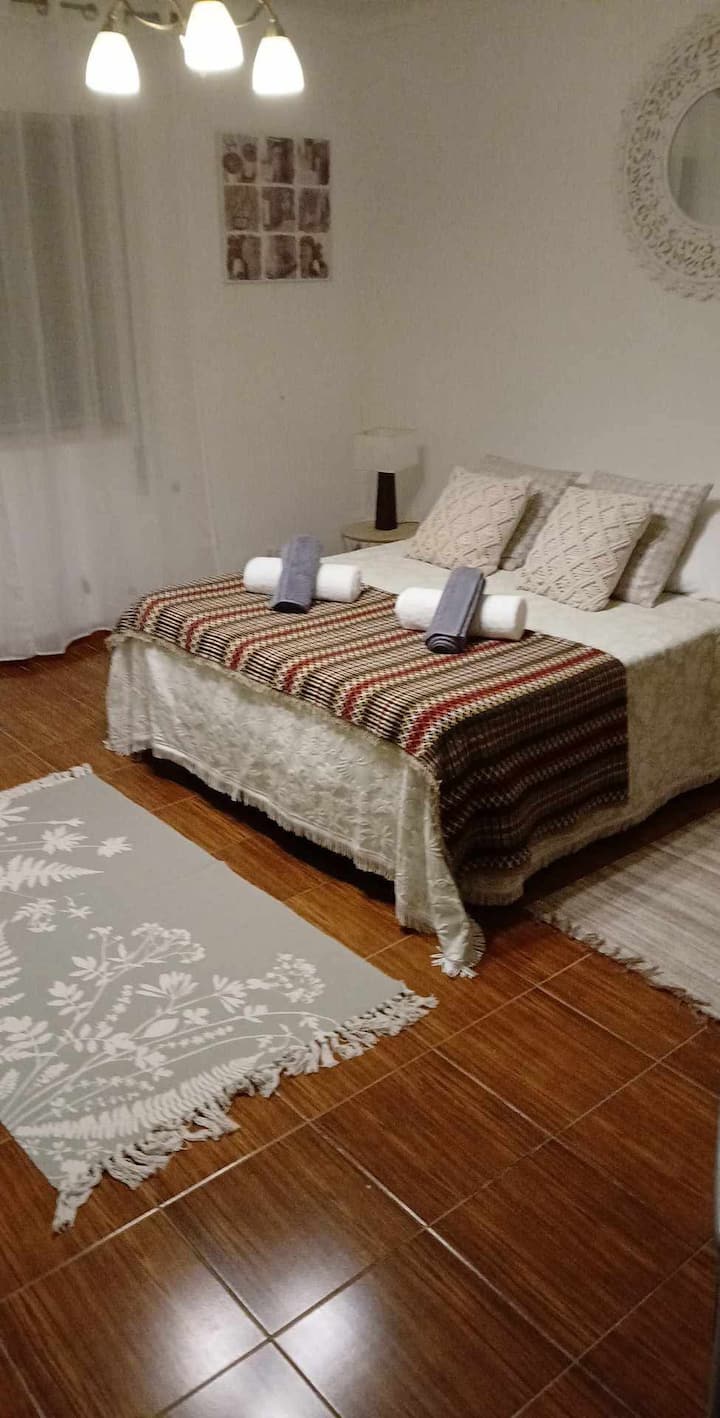 საძინებელი 1