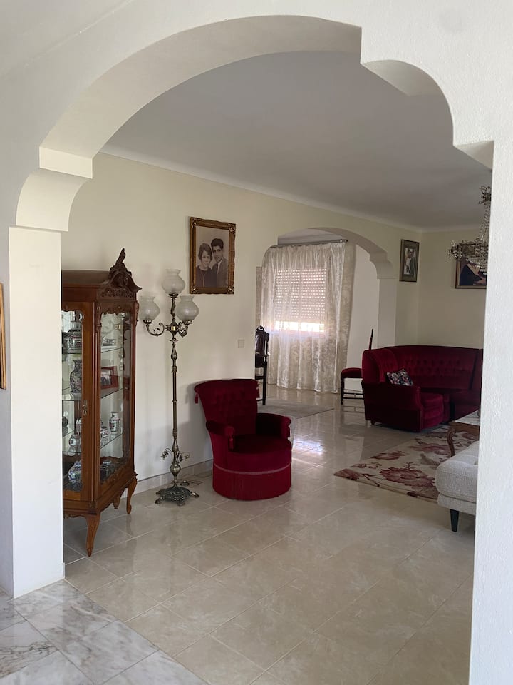 მისაღები ოთახი