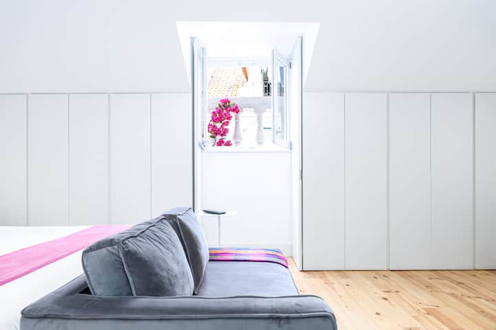 Boutique & Peaceful Apt In Central Lisbon With A/c - Lisbon
