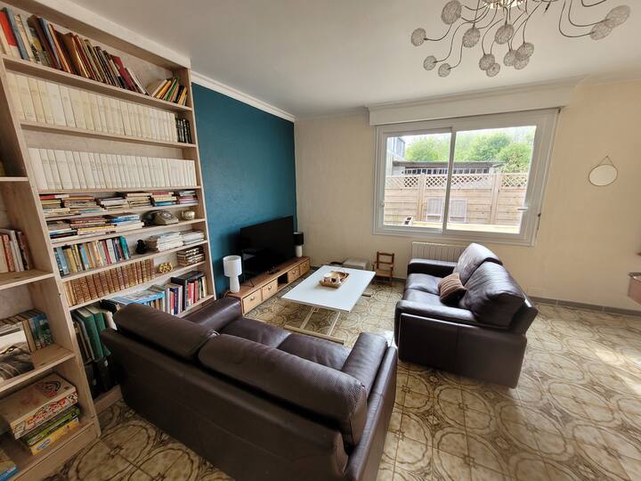 Grande Maison De Ville à 1 Km Des Plages - Plestin-les-Grèves