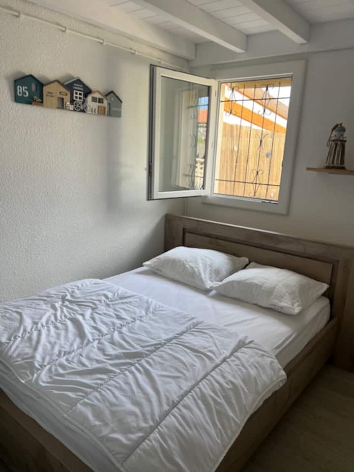 غرفة النوم 1