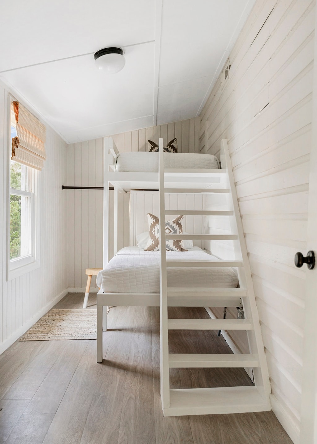 בית ראשי - חדר שינה עם מיטת קומתיים