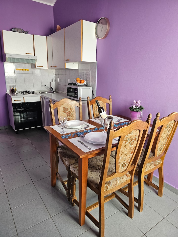 Spa Apartment - Pool And Jacuzzi - Pola