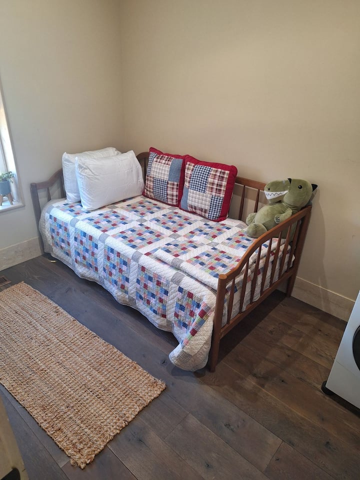 غرفة النوم 2