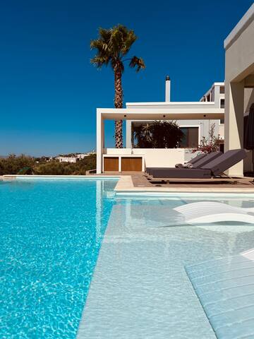 Bay Overlook Villa (heated pool) gallery image 2