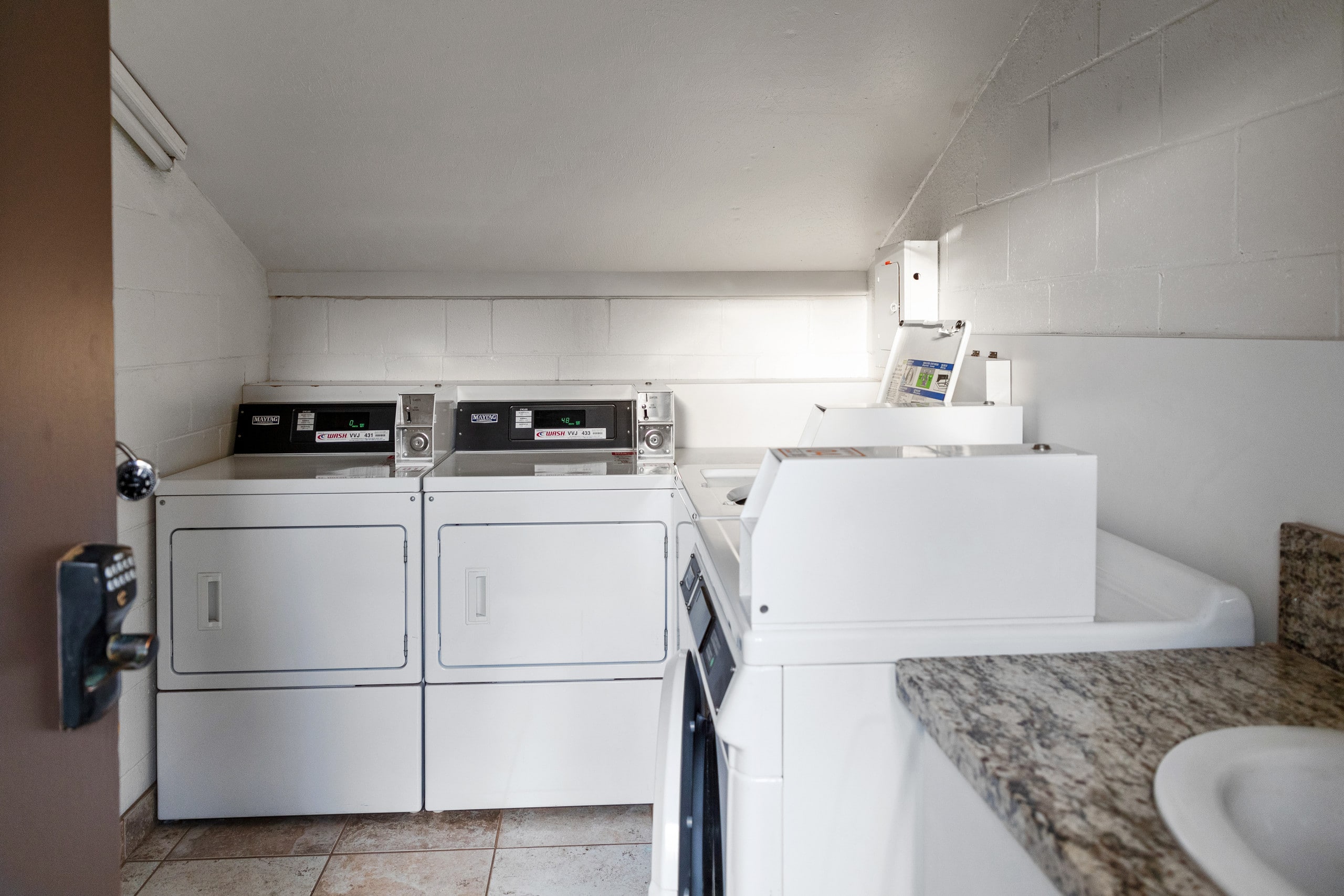 Condo in Kihei · ★4.98 · 2 bedrooms · 3 beds · 2 baths - Image 33