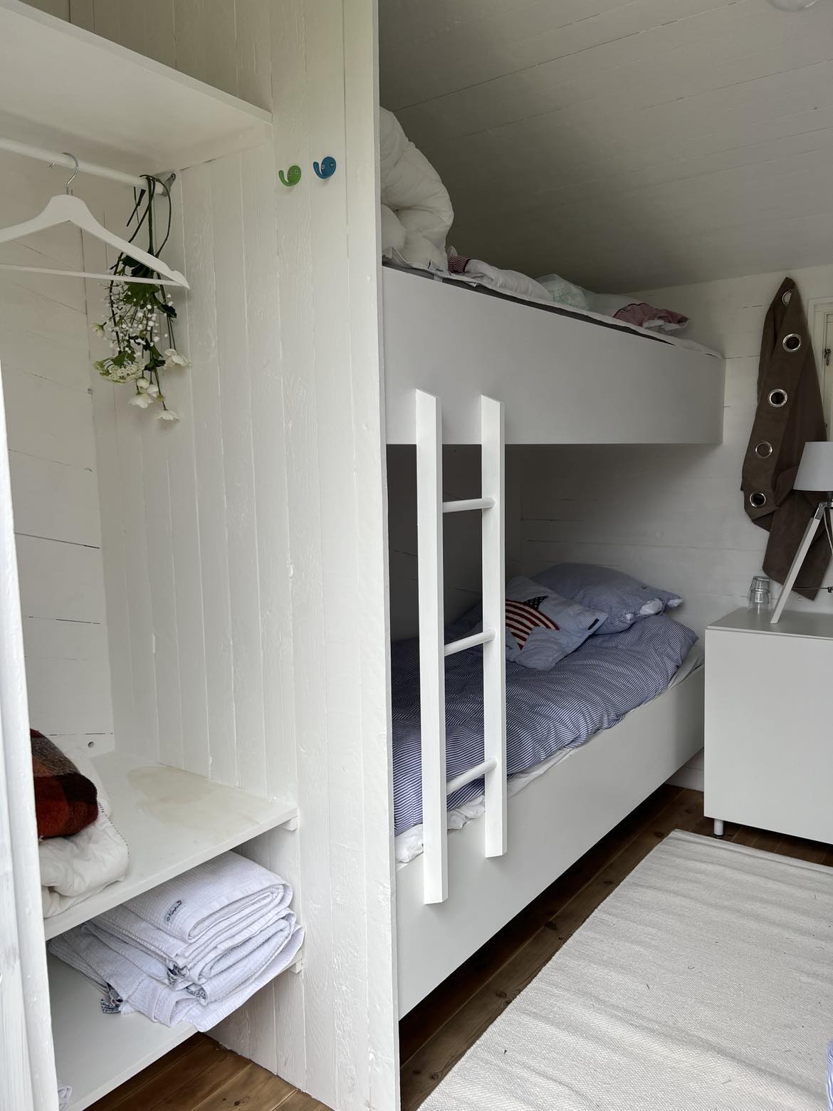 საძინებელი 4