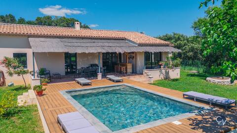 La Madone - Private Heated Swimming Pool
