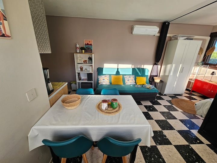 Studio 24m2, Proche Du Vieux-port/plages/calanques - Carnoux-en-Provence