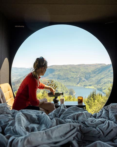 Sleeping under the mighty Great Horse w/fjord view!!