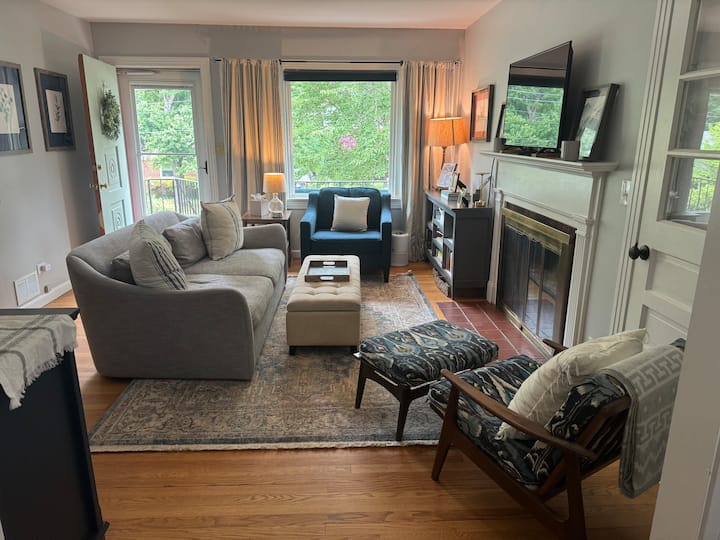 Single Family Brick Ranch House Near Uva - Charlottesville, VA