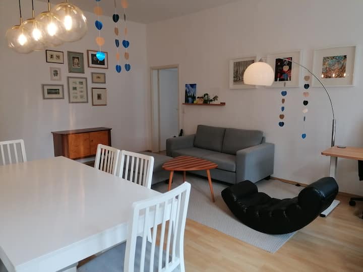 Lovely And Lit 2-room Apartment - Lipsia
