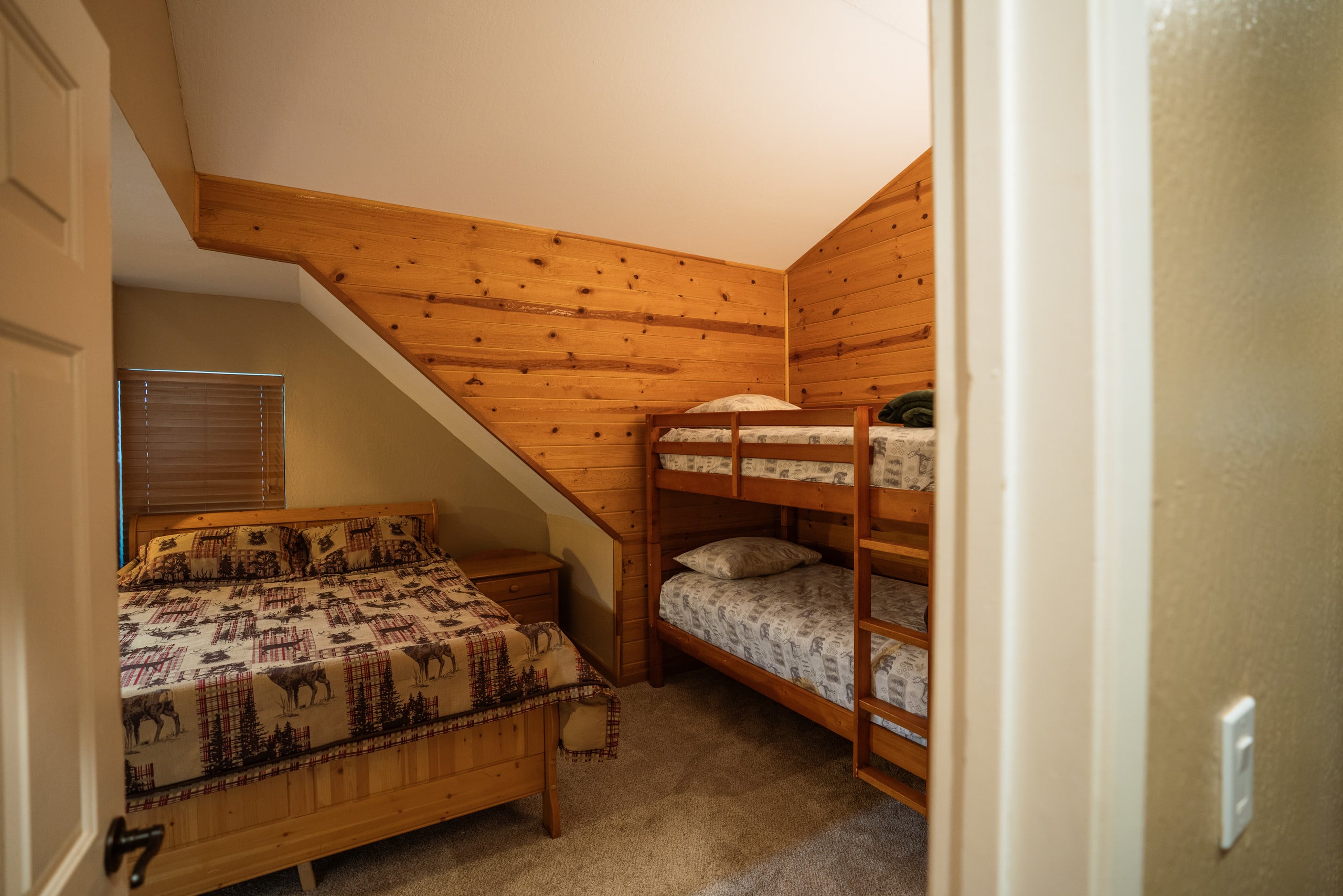 Alpine Retreat with EV Charger & Fenced Yard - Photo 12